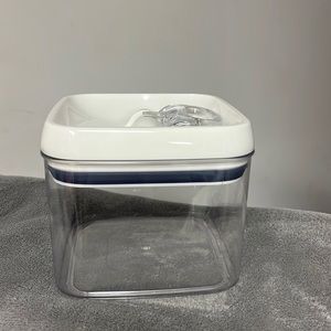 Clear Container With White Sealing Lid